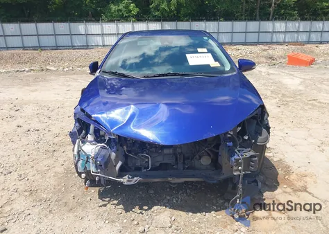 2017 Toyota Corolla Se z USA, uszkodzony, nr VIN 2T1BURHE0HC841321